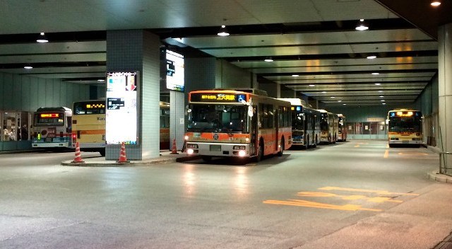 バス会社とメーカーで見るいろいろな路線バスたち