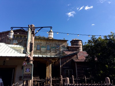 りらぽ✩はここでミニーちゃんの紫のキャップ買いました❥❥