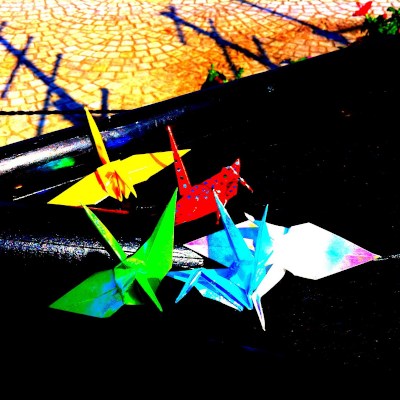 輝く夏の折り鶴に思いを込める(*˘ ˘*).。.:*♡