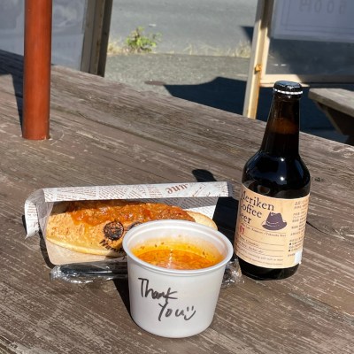 Snack time on the beach in Yokosuka