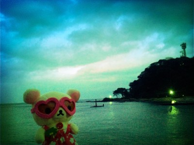 Red sunset west and green ocean east(*˘꒳˘*)