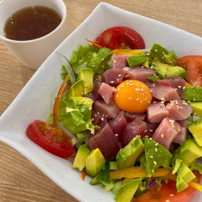 After all, eating tuna of Misaki so...