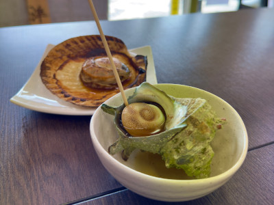 Lunch time in Jogashima♥Turban shell grills