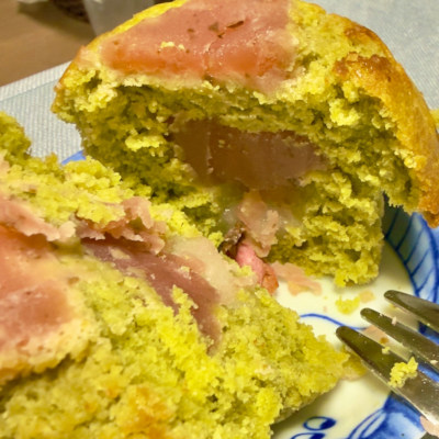 ♥Sakura-Mochi as ingredients in a Sakura Muffin♥