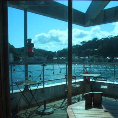 The west side sight, from the east side cafe