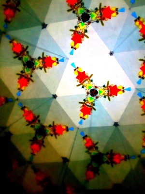 Dancing colorful lights forming with hexagon shape✩°｡ ⸜(* ॑ ॑* )⸝