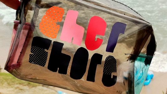 She sells sea shells since Cher Shore !(⑉ ॢ• • ॢ⑉)❤︎