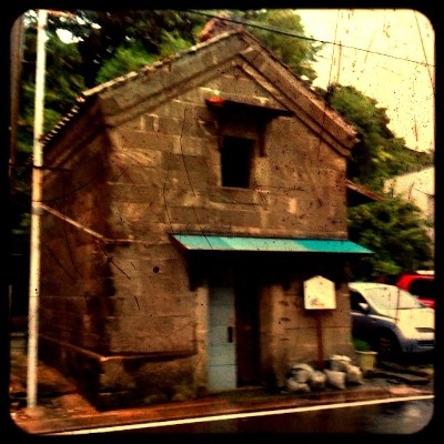 Like bricks in Western Countries (*´꒳｀*)